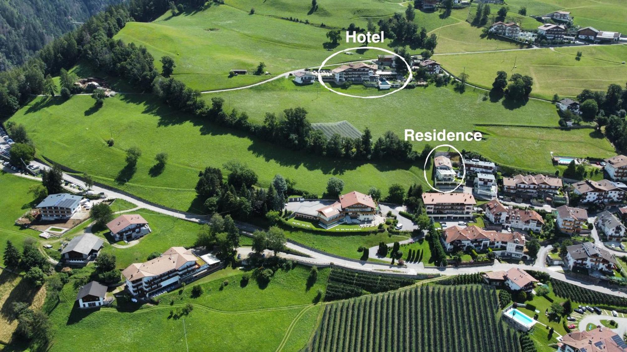 Apartmenthaus Gruberhof Schenna Bagian luar foto