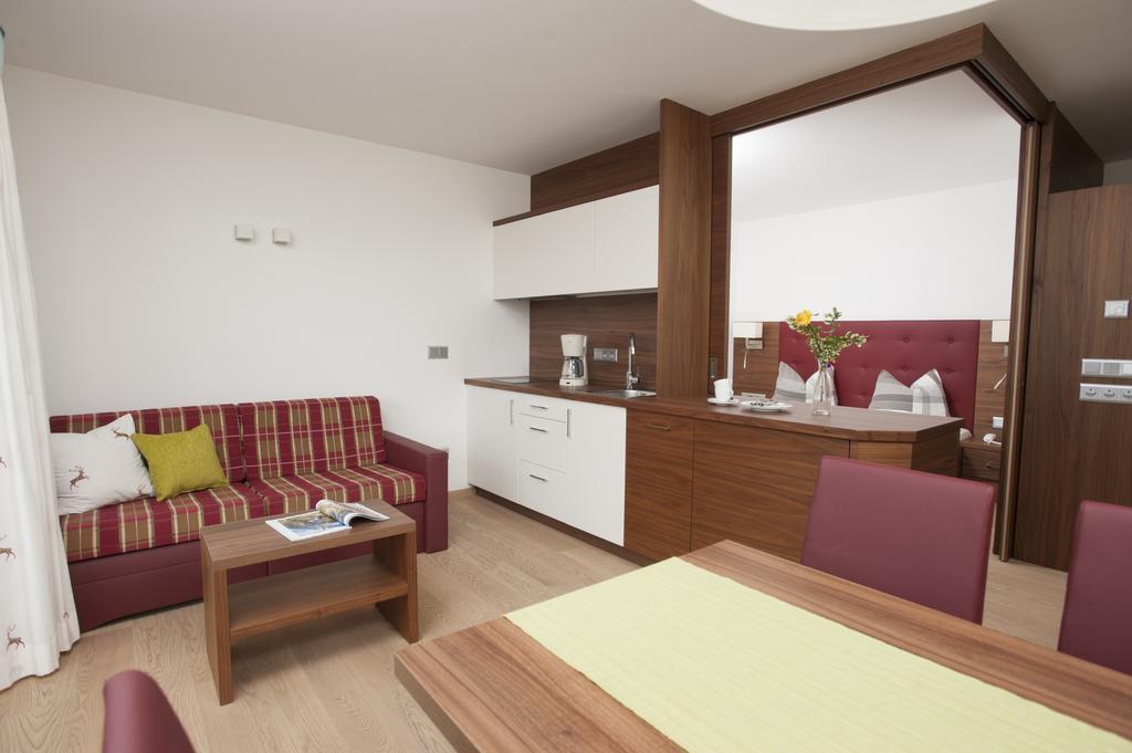 Apartmenthaus Gruberhof Schenna Bagian luar foto